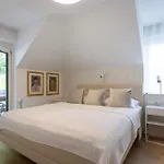 Beachfront Duplex With Stunning View Apartman