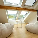 Beachfront Duplex With Stunning View Apartman Bled