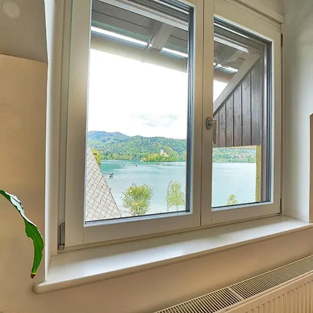 Beachfront Duplex With Stunning Lake View Apartment Bled