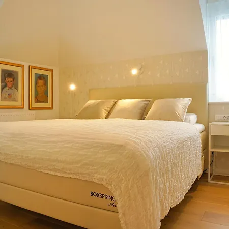 Beachfront Duplex With Stunning View Apartman