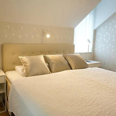 Beachfront Duplex With Stunning View Apartman
