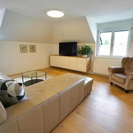Apartman Beachfront Duplex With Stunning View *