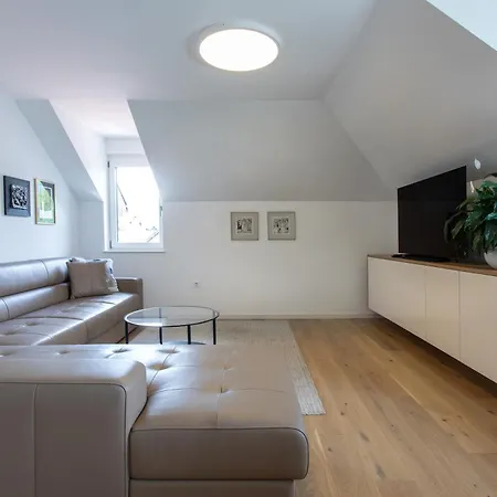 Beachfront Duplex With Stunning View Apartman
